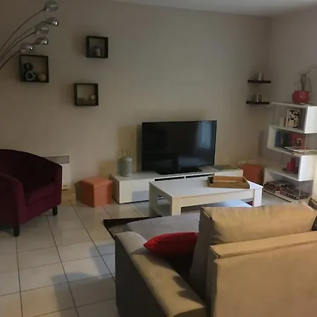 Centre Pierrefonds Superbe Appartement + Parking Exterior foto